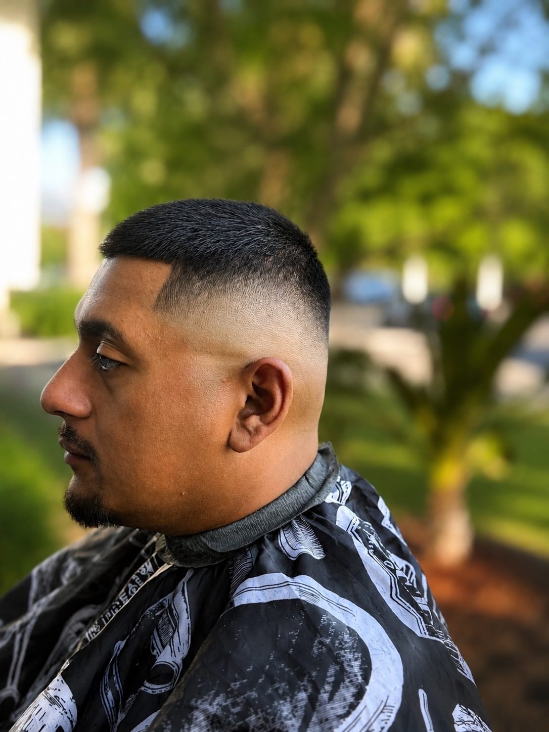 MR99 Barber fade haircut